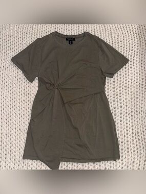 Rachel Zoe Olive Twist-Detail Short Sleeve Tee Dress